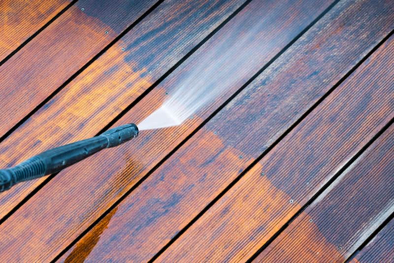 The Slippery Slope of Neglected Decks: Tackling Safety with Deck Cleaning